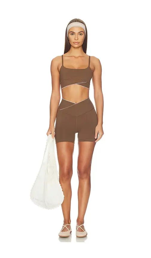 WellBeing + BeingWell WellBeing + BeingWell Flowwell Ryanne Crossover 4 Inch Short | Thumbnail 5 WellBeing + BeingWell WellBeing + BeingWell Flowwell Ryanne Crossover 4 Inch Short | Thumbnail 5