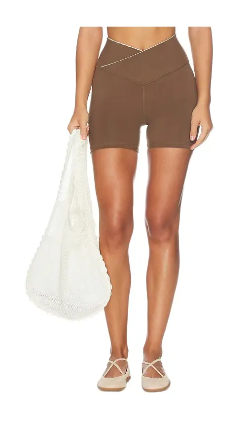 WellBeing + BeingWell WellBeing + BeingWell Flowwell Ryanne Crossover 4 Inch Short