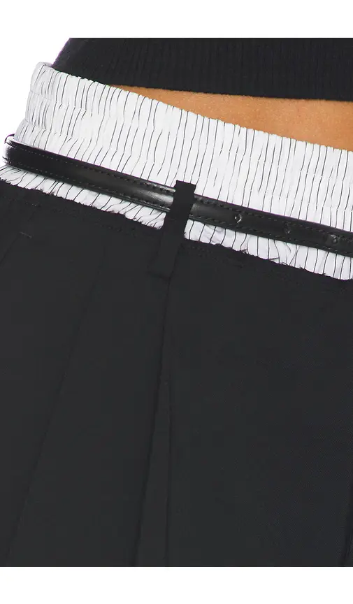 Alexander Wang Mid-Rise Pleated Short With Pre-styled Boxer | Thumbnail 6 Alexander Wang Mid-Rise Pleated Short With Pre-styled Boxer | Thumbnail 6