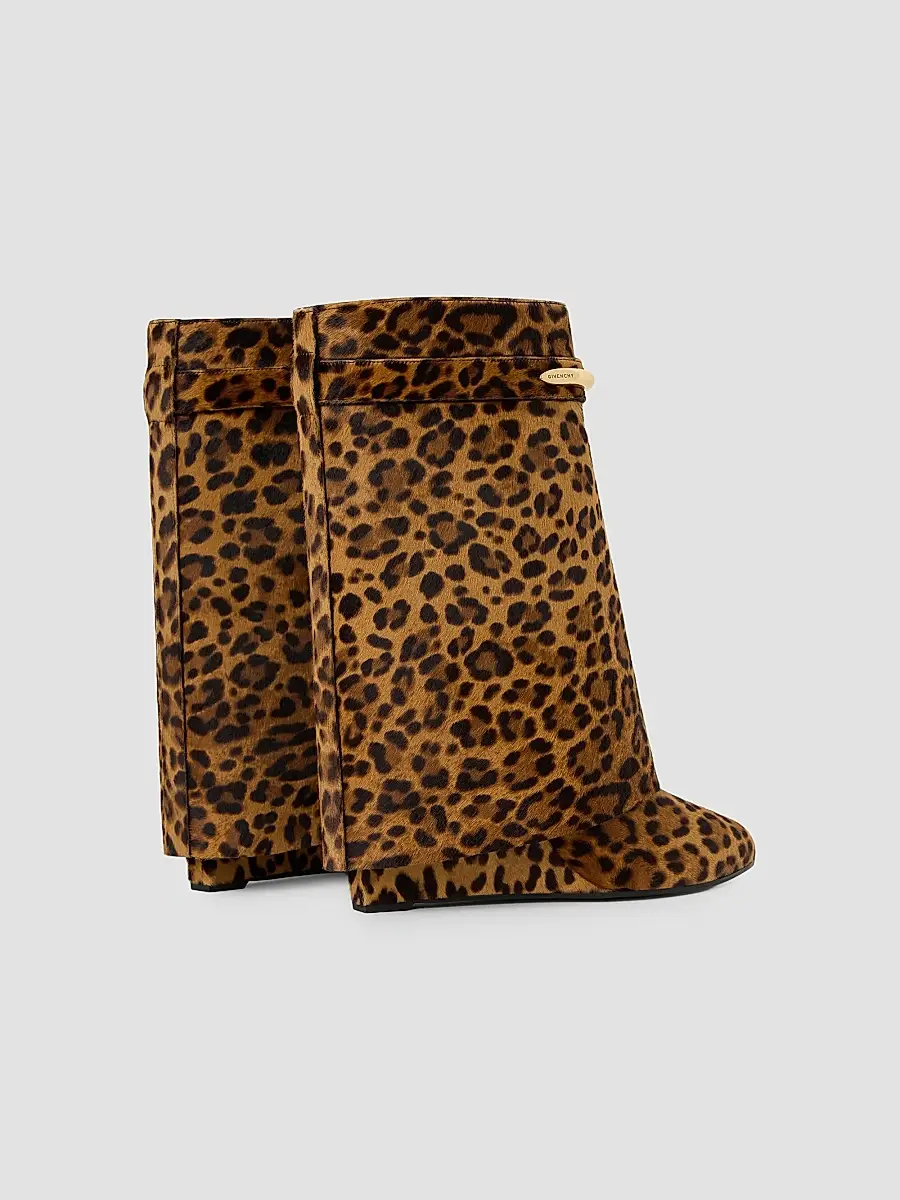 Givenchy Women's Shark Pinch Ankle Boots in Leopard Pony-Effect Leather | Thumbnail 4