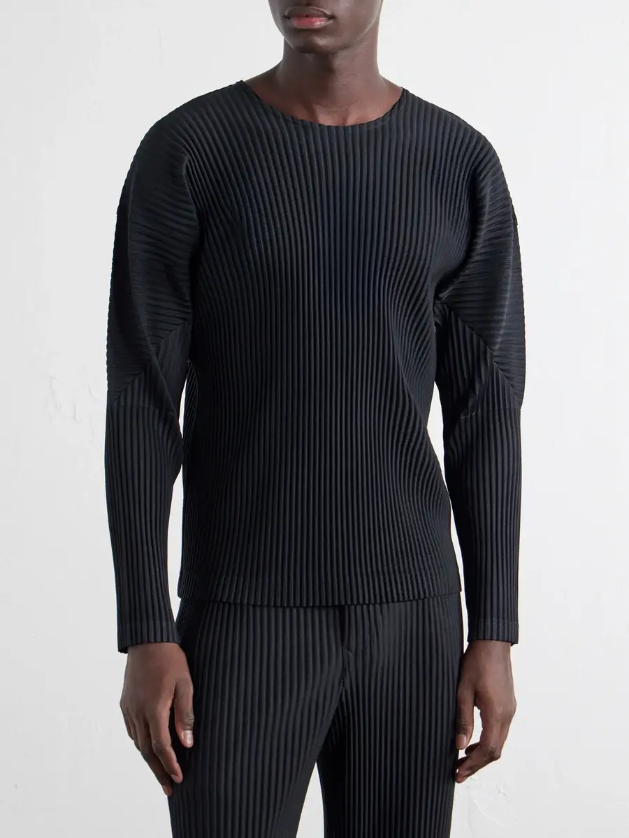 Homme Plissé Issey Miyake Pleated T-Shirt - Men | Thumbnail 3 Homme Plissé Issey Miyake Pleated T-Shirt - Men | Thumbnail 3