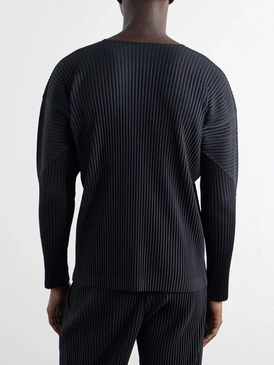 Homme Plissé Issey Miyake Pleated T-Shirt - Men | Thumbnail 4 Homme Plissé Issey Miyake Pleated T-Shirt - Men | Thumbnail 4