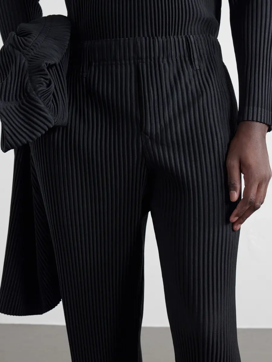 Homme Plissé Issey Miyake Pleated Tapered-Leg Trousers - Men | Thumbnail 5