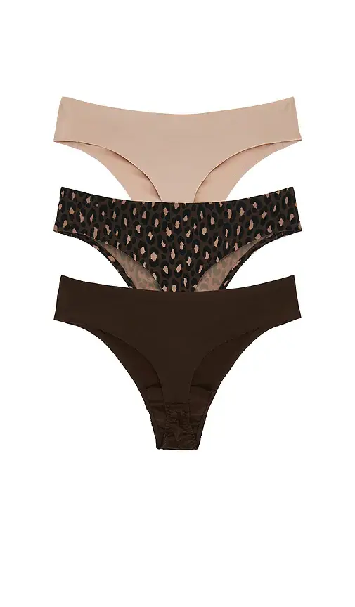 Spanx Spanxsmooth Fit-to-you Thong | Thumbnail 2 Spanx Spanxsmooth Fit-to-you Thong | Thumbnail 2