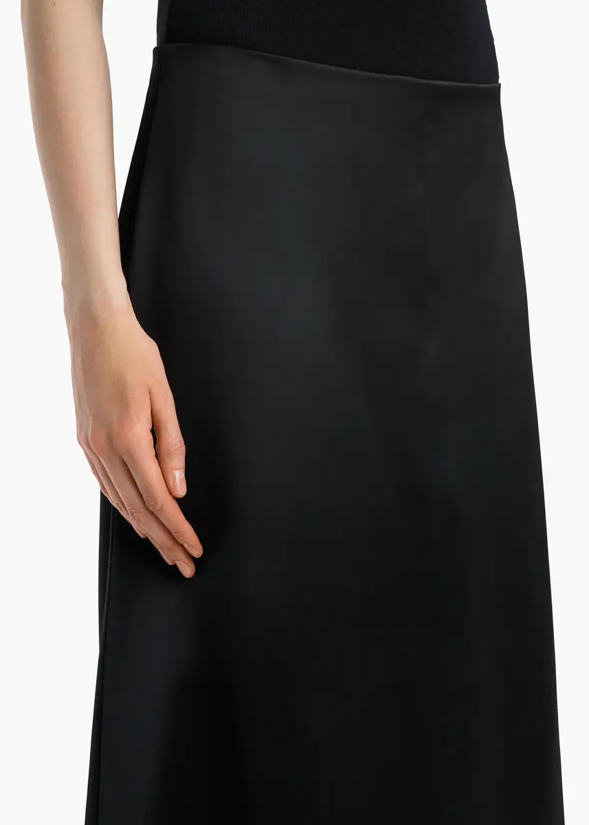 Khaite Nania Skirt In | Thumbnail 5
