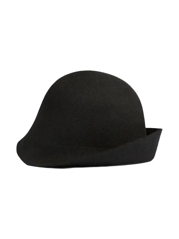 Arlo Clochet Hat In Black Arlo Clochet Hat In Black