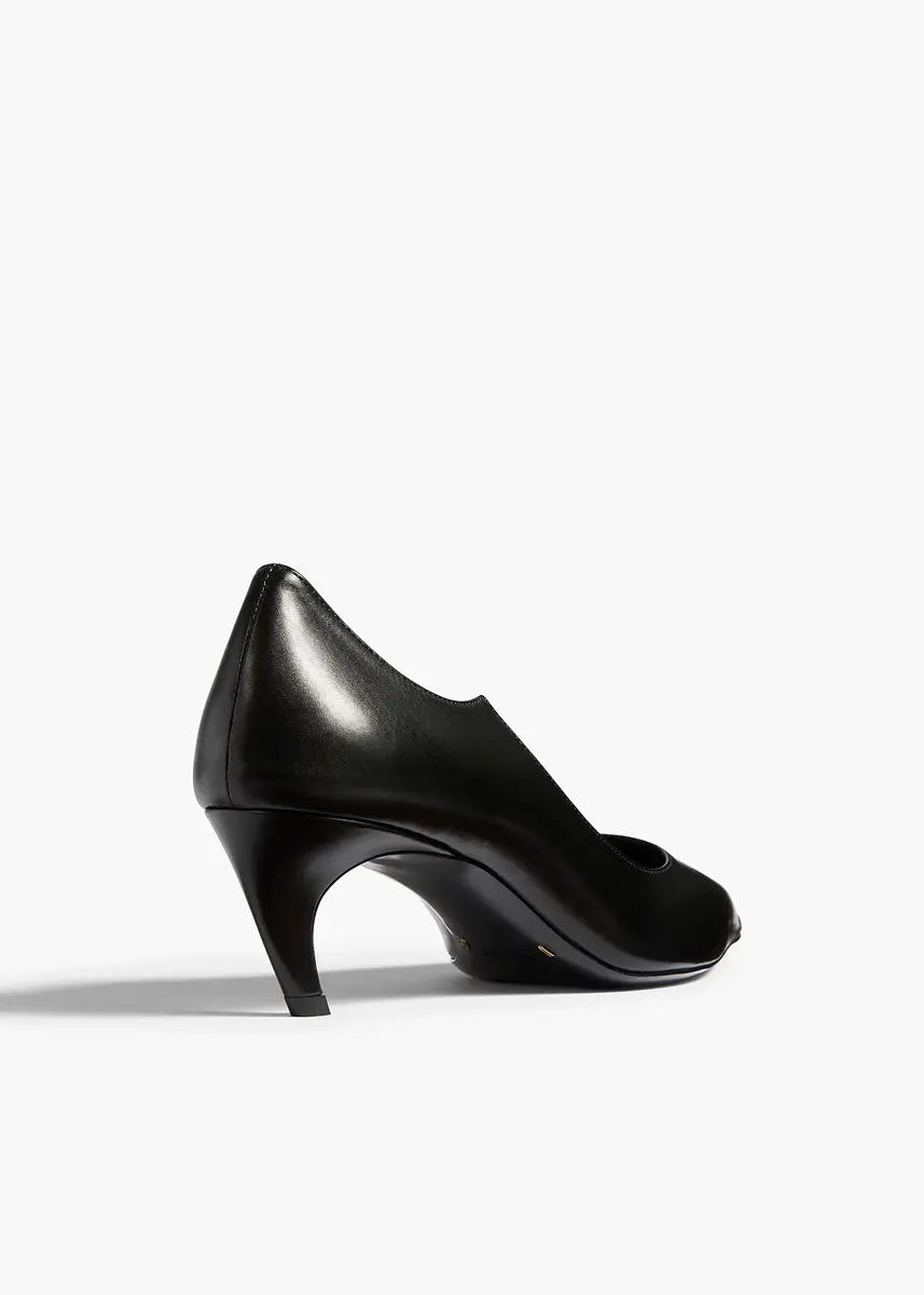 Khaite Valerie Low Pump In Black Glazed Leather | Thumbnail 4
