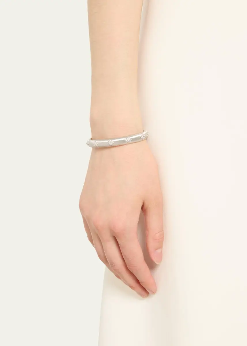 Buccellati Macri Bombé Bangle, White Gold, 8mm | Thumbnail 2 Buccellati Macri Bombé Bangle, White Gold, 8mm | Thumbnail 2