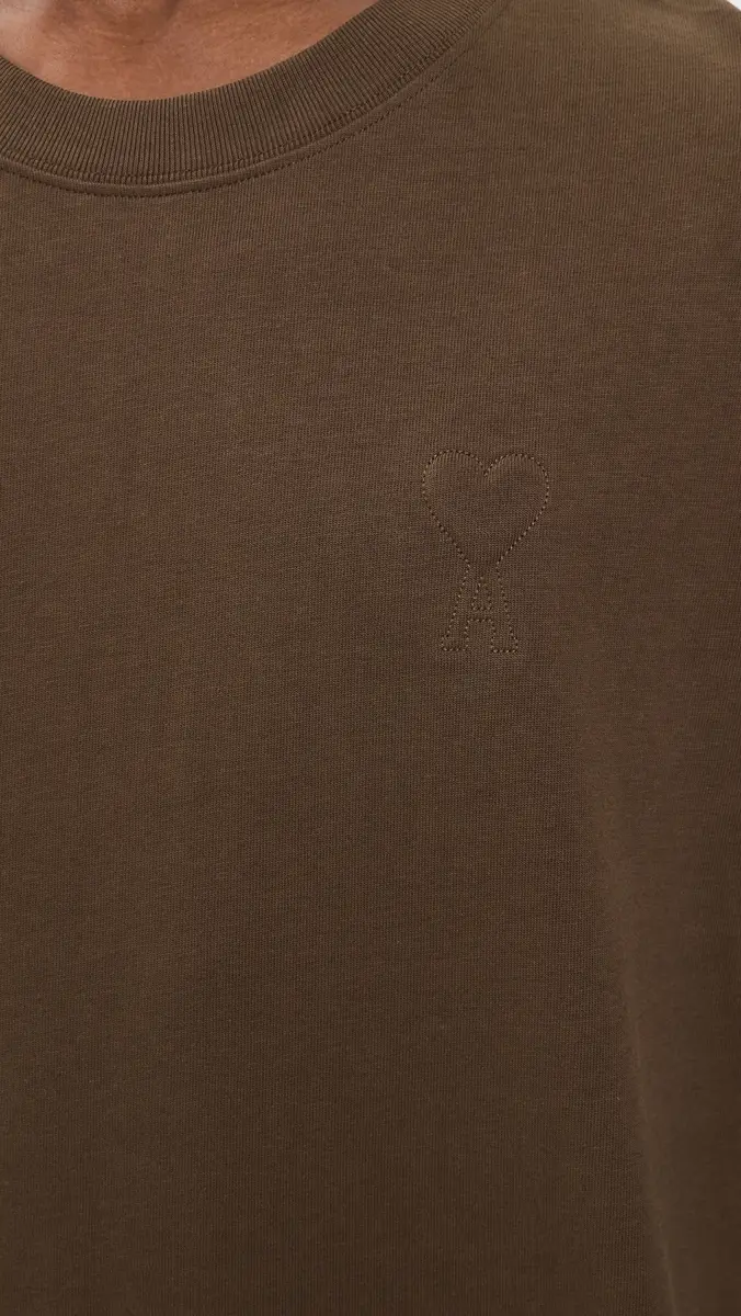 AMI Embossed Big De Coeur Quota T-Shirt | Thumbnail 6