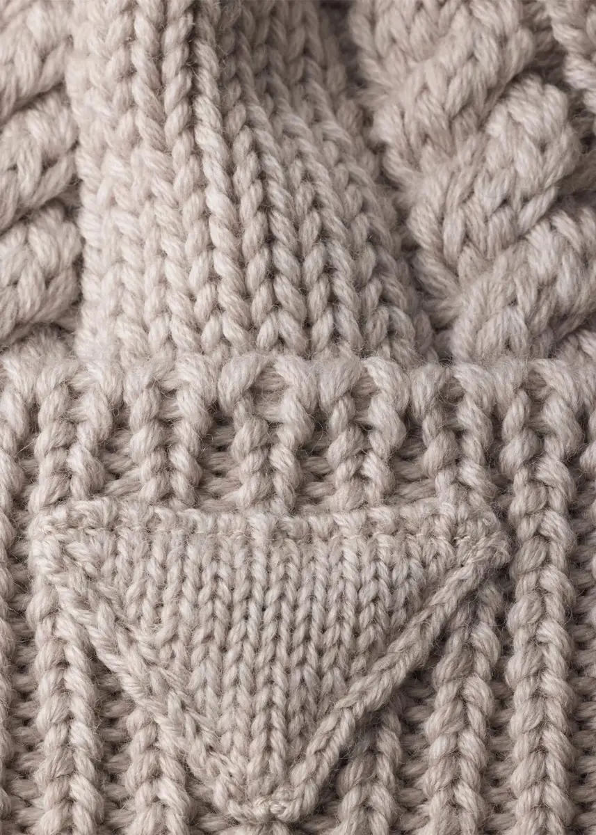 Prada Chunky Cable-Knit Wool Beanie | Thumbnail 2 Prada Chunky Cable-Knit Wool Beanie | Thumbnail 2