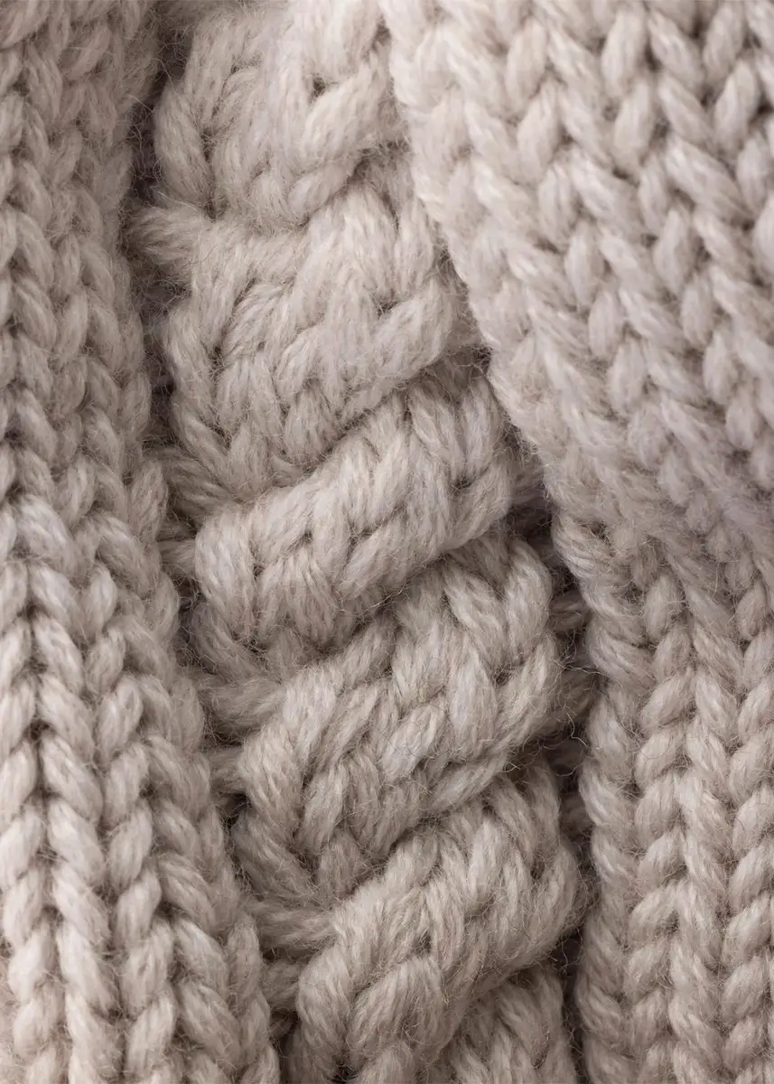 Prada Chunky Cable-Knit Wool Beanie | Thumbnail 3 Prada Chunky Cable-Knit Wool Beanie | Thumbnail 3