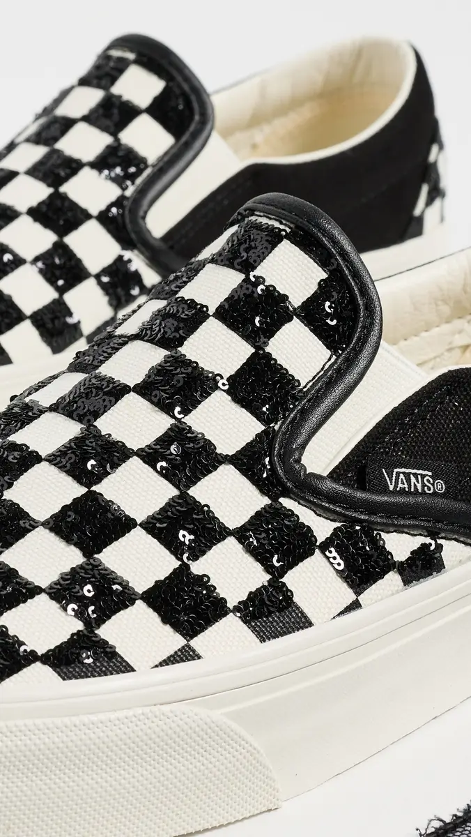 Vans Classic Slip On Sneakers | Thumbnail 6 Vans Classic Slip On Sneakers | Thumbnail 6