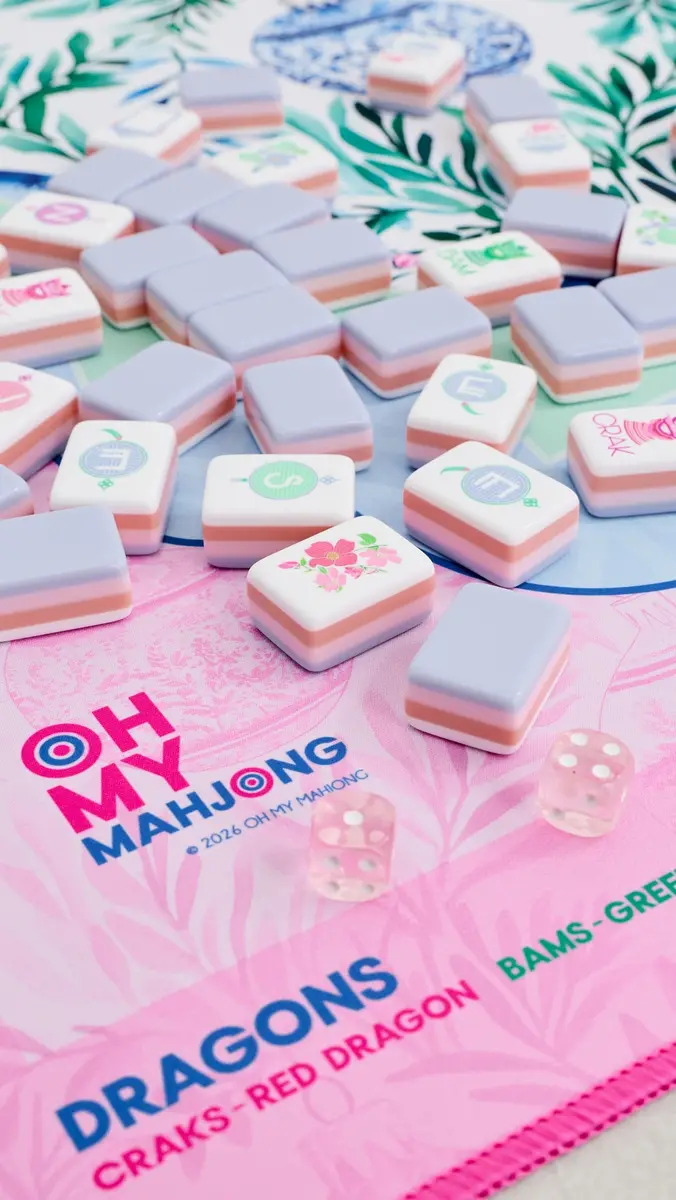 Oh My Mahjong Luminaire Tiles Luminaire | Thumbnail 4 Oh My Mahjong Luminaire Tiles Luminaire | Thumbnail 4