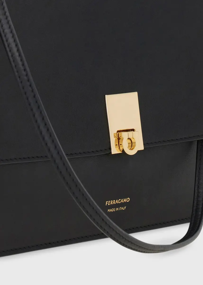 Ferragamo Cara Leather Shoulder Bag | Thumbnail 4