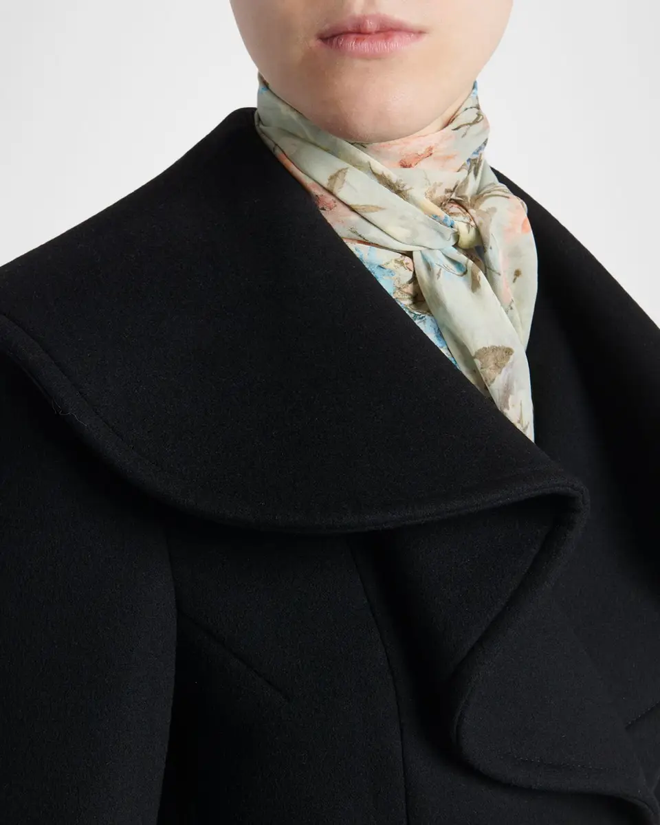 Alexander McQueen Ruffle Wool Fitted Double-Breasted Coat | Thumbnail 5 Alexander McQueen Ruffle Wool Fitted Double-Breasted Coat | Thumbnail 5