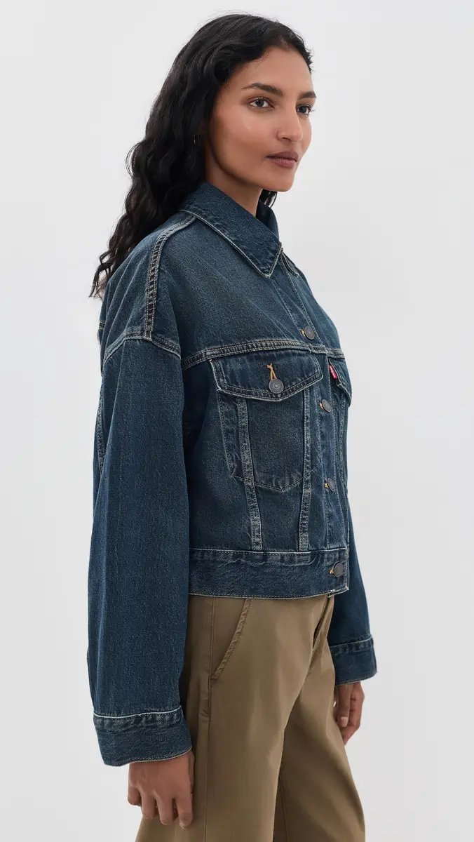 Levi's Loose Crop Trucker Denim Jacket | Thumbnail 4 Levi's Loose Crop Trucker Denim Jacket | Thumbnail 4