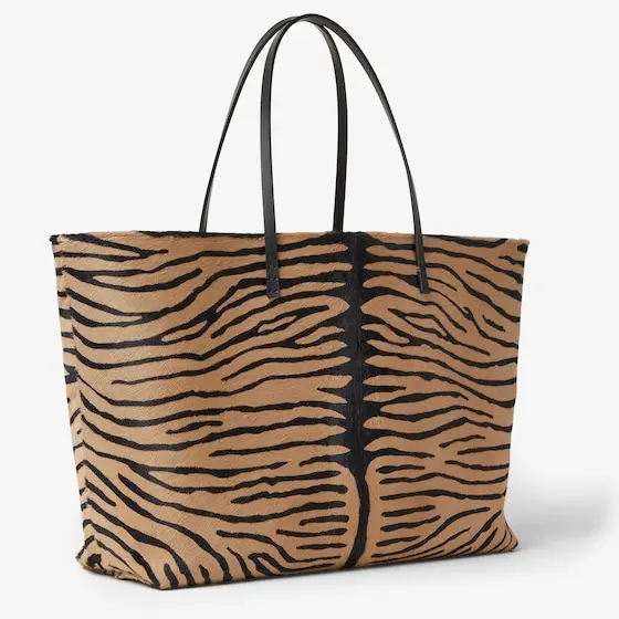 Fendi Medium shopping bag, created in 1997 together | Thumbnail 2 Fendi Medium shopping bag, created in 1997 together | Thumbnail 2