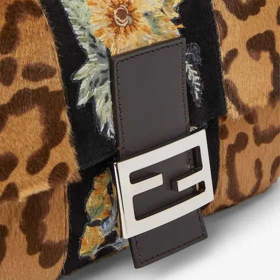 Fendi Baguette 26424 Jaguar Print Cavallino Leather Bag with Embroidery | Thumbnail 8