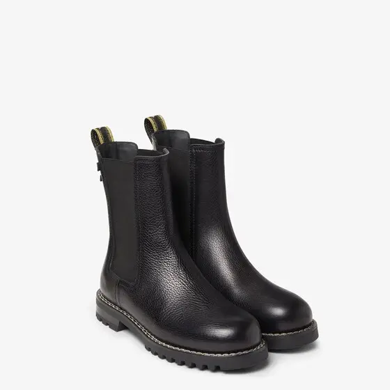 Fendi With clean lines and utility-inspired hardware details | Thumbnail 4 Fendi With clean lines and utility-inspired hardware details | Thumbnail 4
