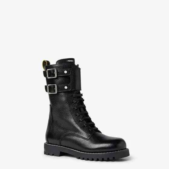 Fendi With clean lines and utility-inspired hardware details | Thumbnail 2 Fendi With clean lines and utility-inspired hardware details | Thumbnail 2