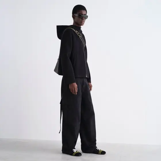 Fendi Screen Acetate Sunglasses | Thumbnail 4 Fendi Screen Acetate Sunglasses | Thumbnail 4