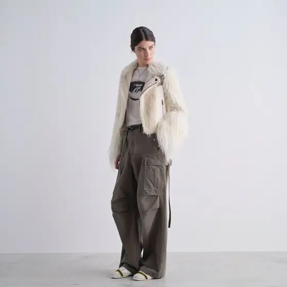 Fendi Oversized cargo trousers featuring long side ties at | Thumbnail 4