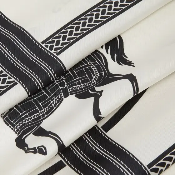 Fendi Selleria Foulard | Thumbnail 2 Fendi Selleria Foulard | Thumbnail 2