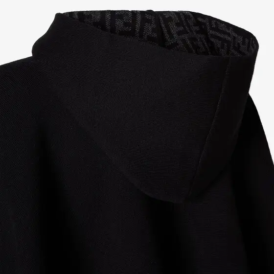Fendi FF Zucca Cashmere Poncho | Thumbnail 3 Fendi FF Zucca Cashmere Poncho | Thumbnail 3