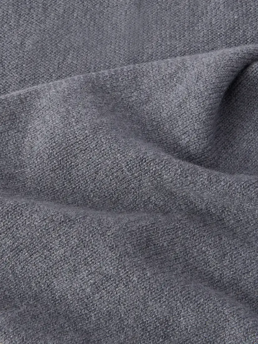 Johnstons of Elgin Reel Cashmere Scarf | Thumbnail 3