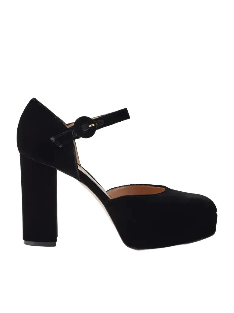 70 Velvet Pumps 70 Velvet Pumps