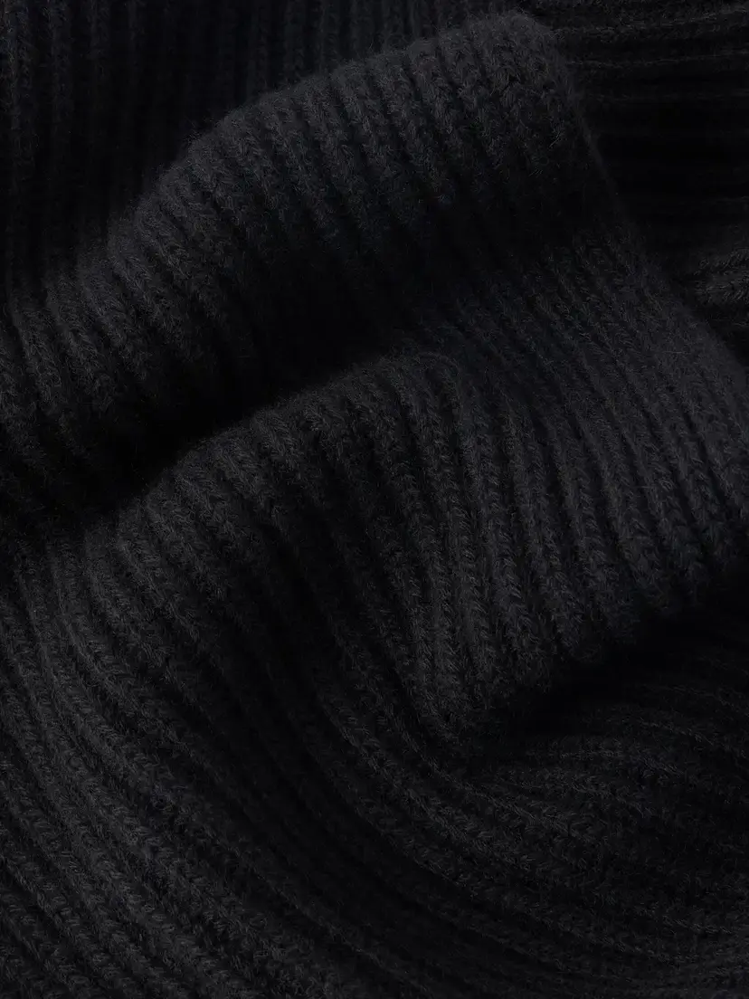 Johnstons of Elgin Lovat Ribbed Cashmere Scarf | Thumbnail 4