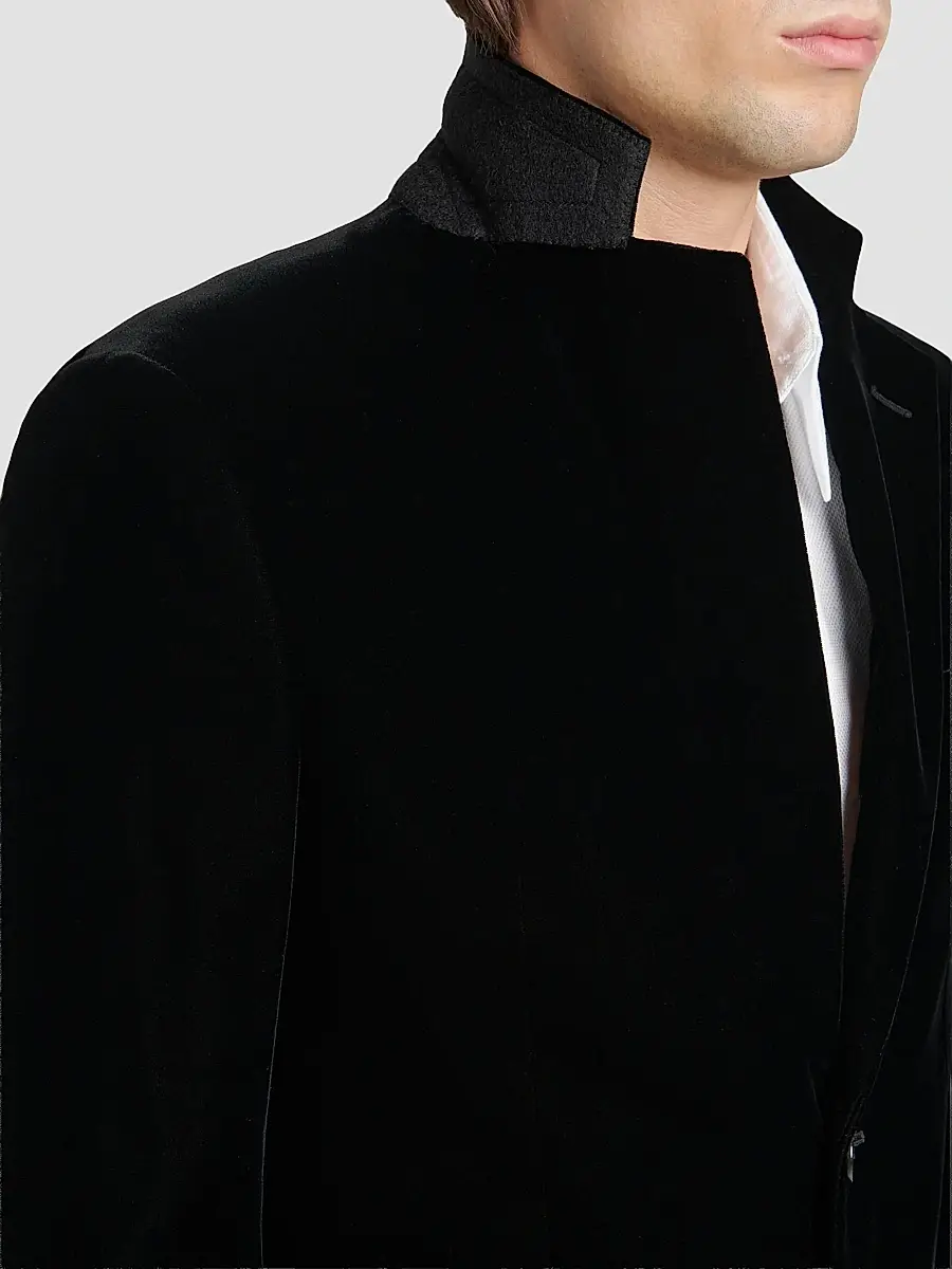 Giorgio Armani Men's Velvet Single-Breasted Velvet Dinner Jacket | Thumbnail 7 Giorgio Armani Men's Velvet Single-Breasted Velvet Dinner Jacket | Thumbnail 7