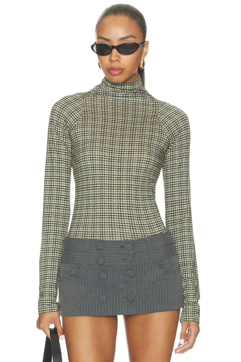 Shaw Paneled Longsleeve Turtleneck Tee Shaw Paneled Longsleeve Turtleneck Tee