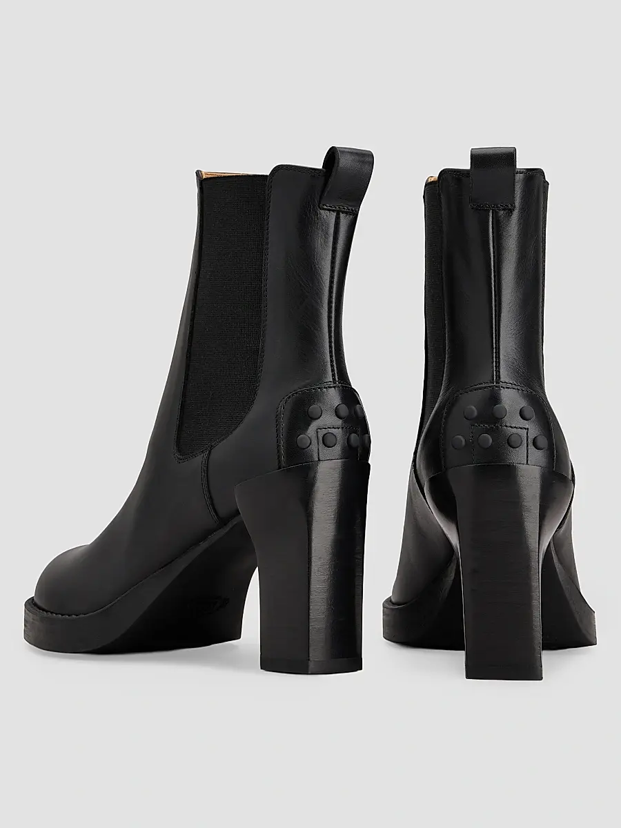 Tod's Women's 80MM Leather Chelsea Boots | Thumbnail 3