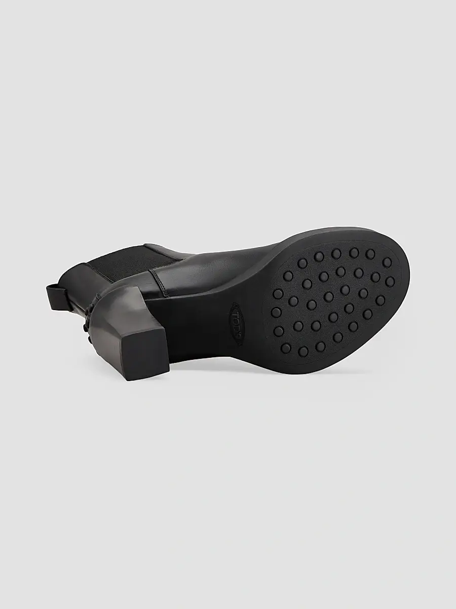 Tod's Women's 80MM Leather Chelsea Boots | Thumbnail 6