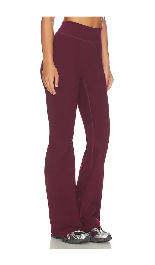 437 The Leisure Pant | Thumbnail 2