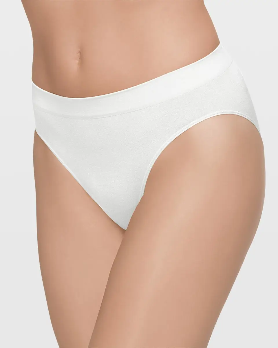 Wacoal B-Smooth Seamless Hi-Cut Brief | Thumbnail 2 Wacoal B-Smooth Seamless Hi-Cut Brief | Thumbnail 2