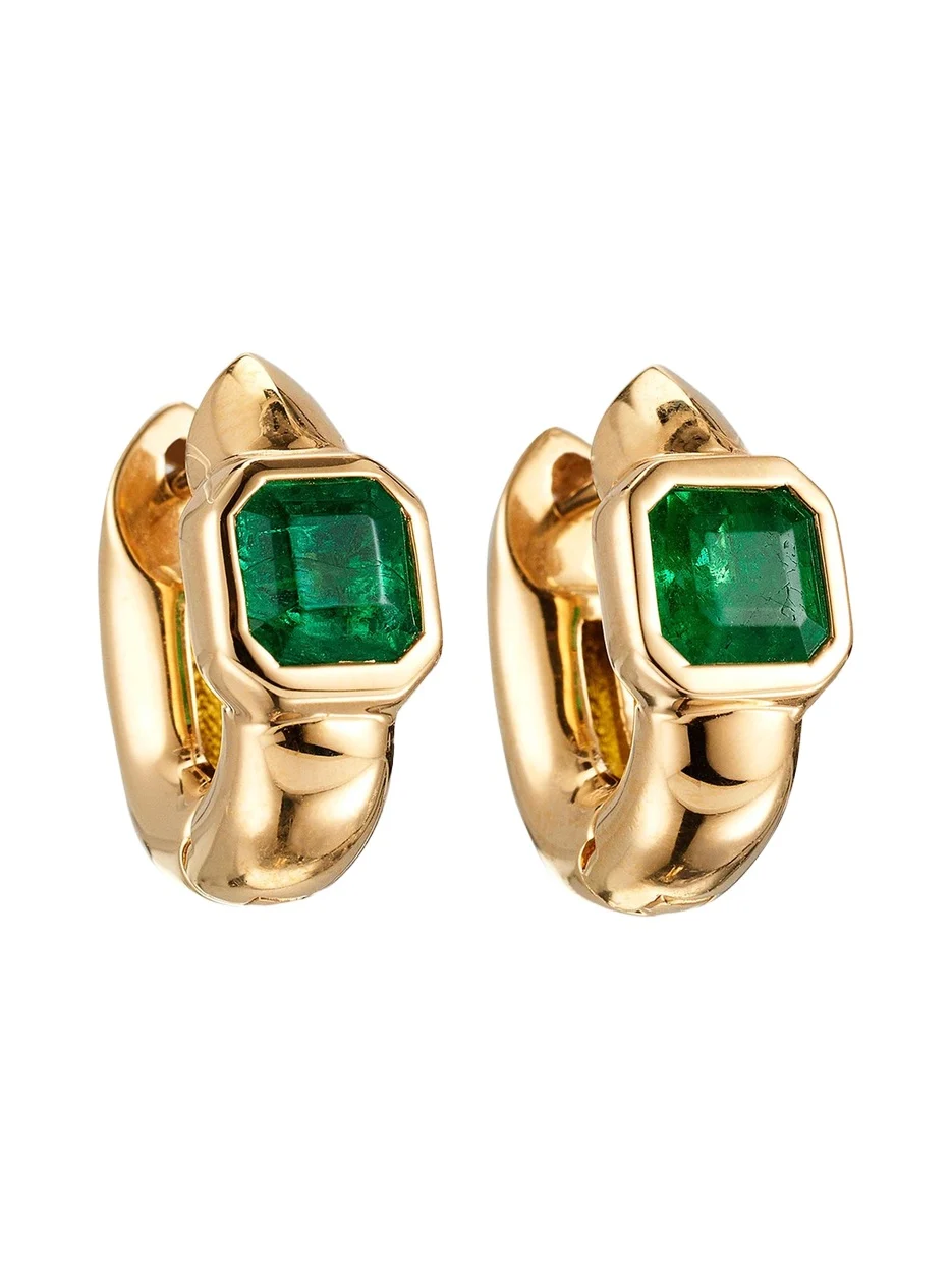 18K Yellow Gold Tusk Huggie Earrings With Asscher-Cut Stones