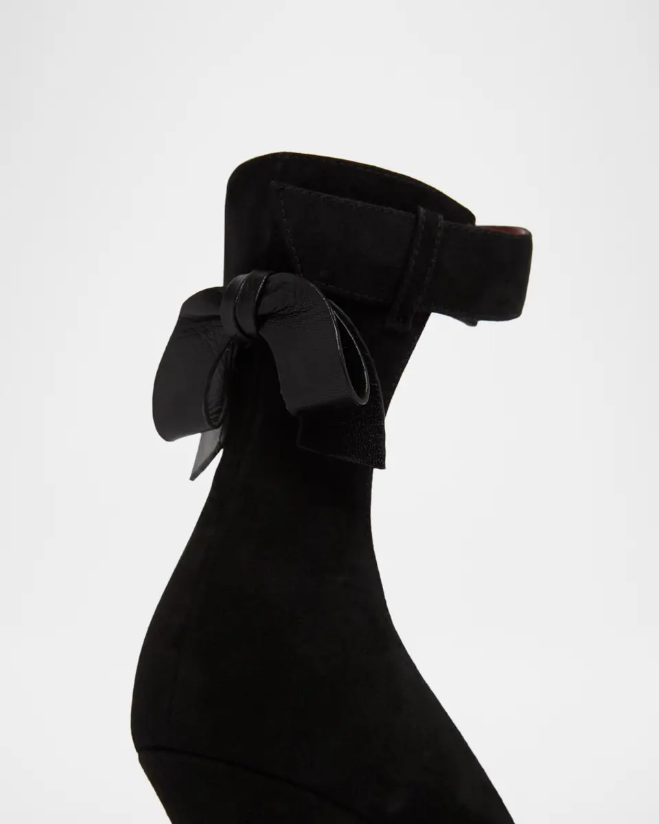 Valentino Garavani Leather Bow-Back Stiletto Pumps | Thumbnail 5 Valentino Garavani Leather Bow-Back Stiletto Pumps | Thumbnail 5