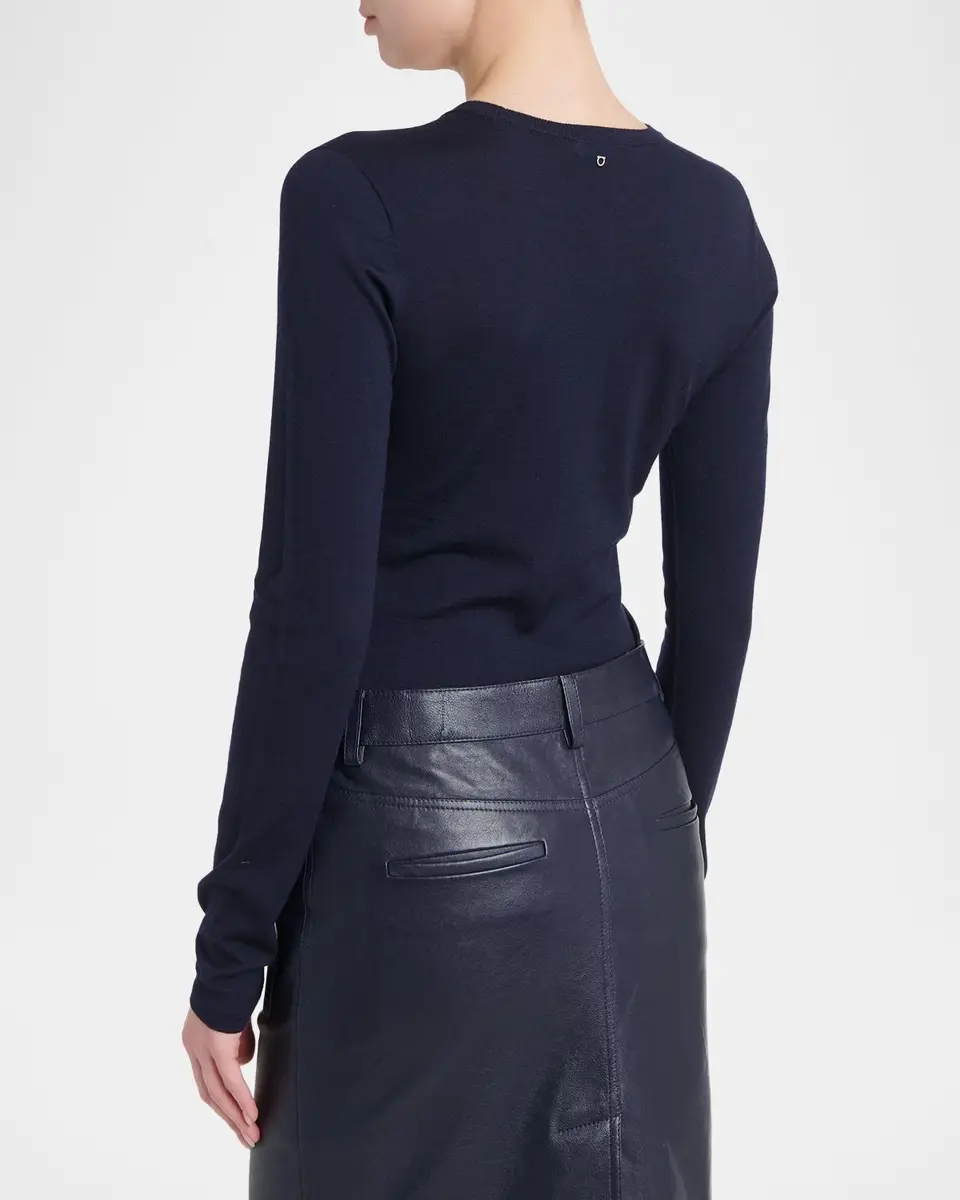 Ferragamo Extra-Fine Virgin Wool Seamless Sweater | Thumbnail 2 Ferragamo Extra-Fine Virgin Wool Seamless Sweater | Thumbnail 2