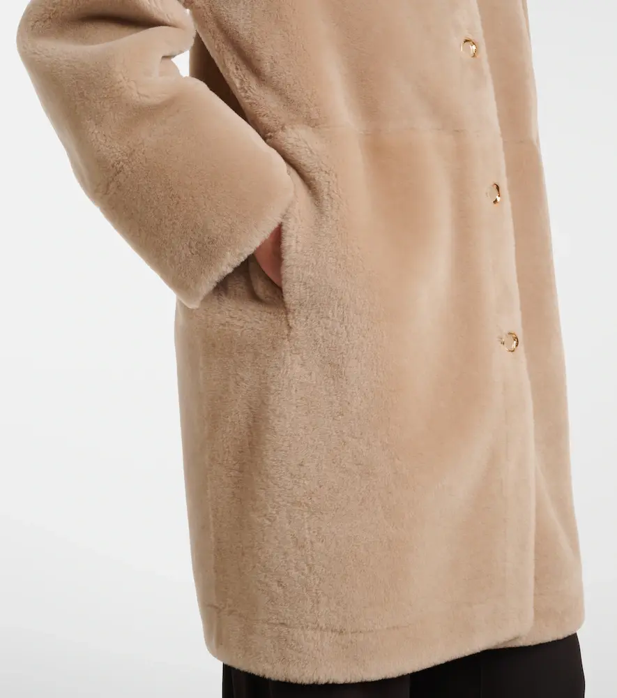AGNONA Shearling coat | Thumbnail 7 AGNONA Shearling coat | Thumbnail 7