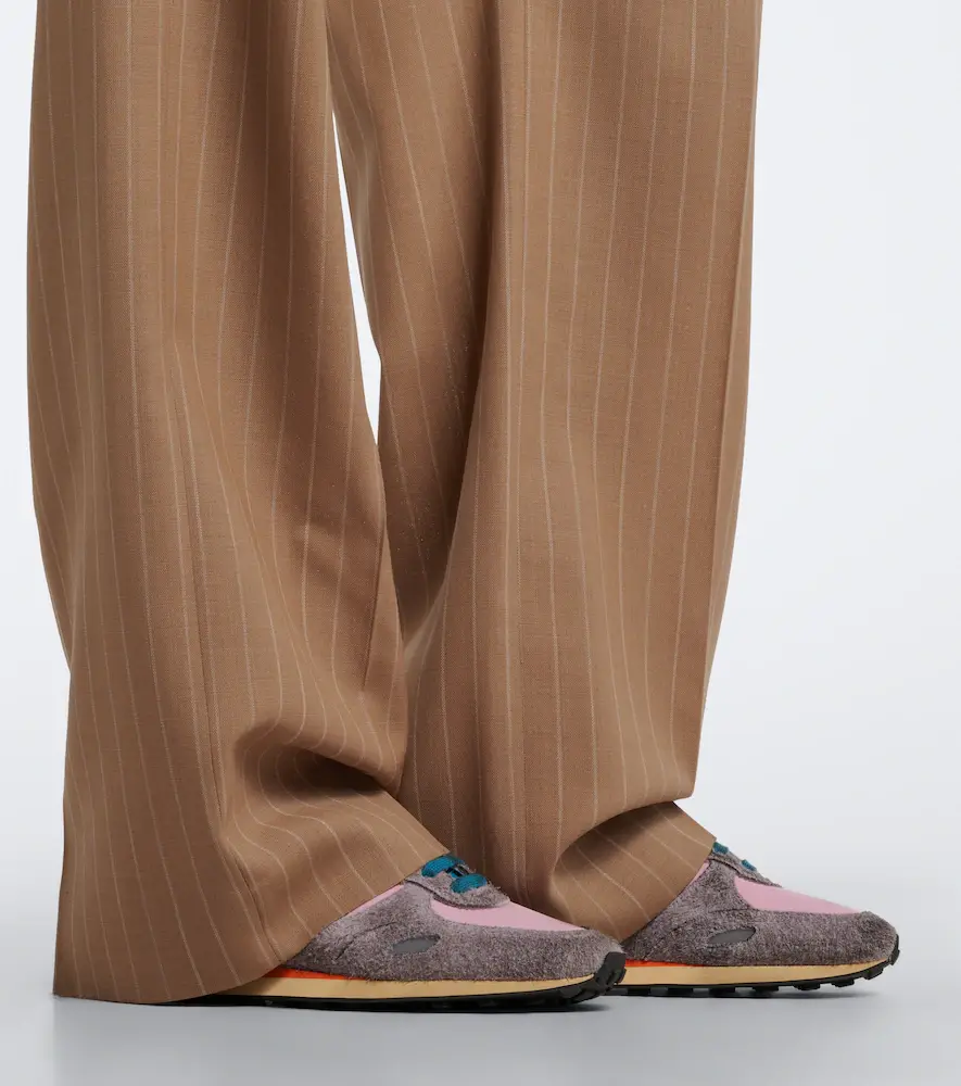 Valentino Garavani Rockstud embroidered suede-trimmed sneakers | Thumbnail 5 Valentino Garavani Rockstud embroidered suede-trimmed sneakers | Thumbnail 5