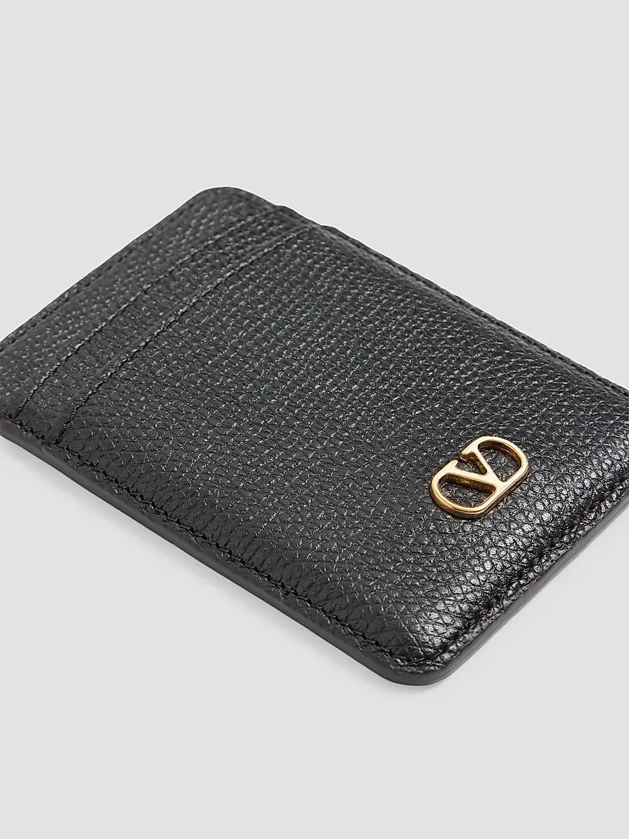 Valentino Women's Magnetic Cardholder in Grainy Calfskin - Black | Thumbnail 4 Valentino Women's Magnetic Cardholder in Grainy Calfskin - Black | Thumbnail 4