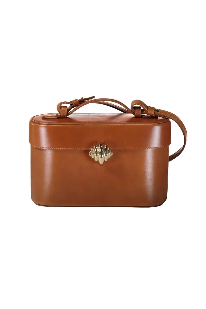 Aquazzura Belgravia Vanity Crossbody Bag- Cuoio Gold | Image 1 Aquazzura Belgravia Vanity Crossbody Bag- Cuoio Gold | Image 1