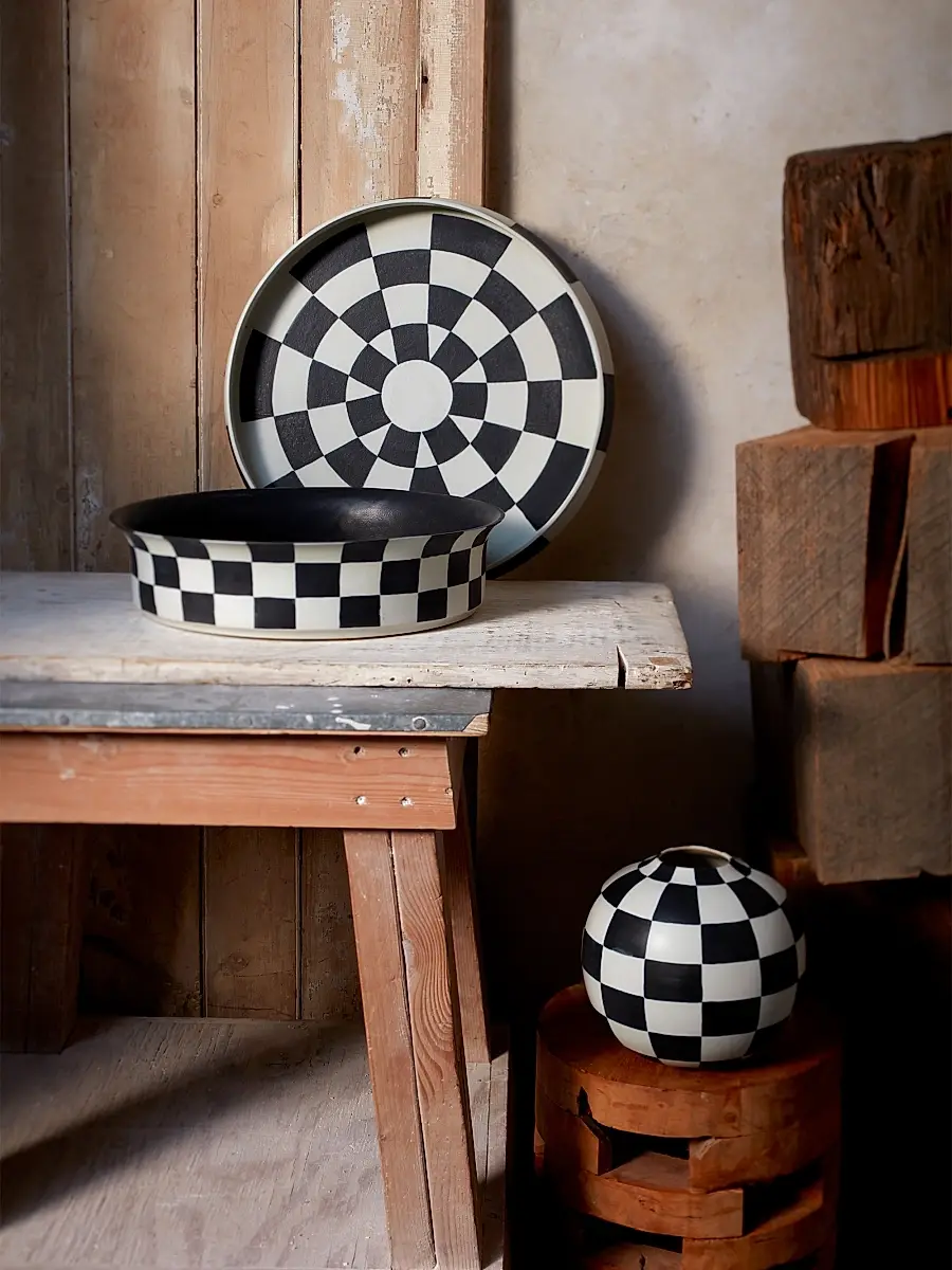 L'Objet Atelier Damier Check Vase | Thumbnail 9 L'Objet Atelier Damier Check Vase | Thumbnail 9