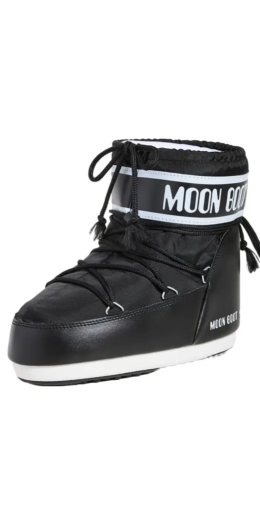 Moon Boot Icon Low Nylon Boots Black 36/38 | Image 1 Moon Boot Icon Low Nylon Boots Black 36/38 | Image 1