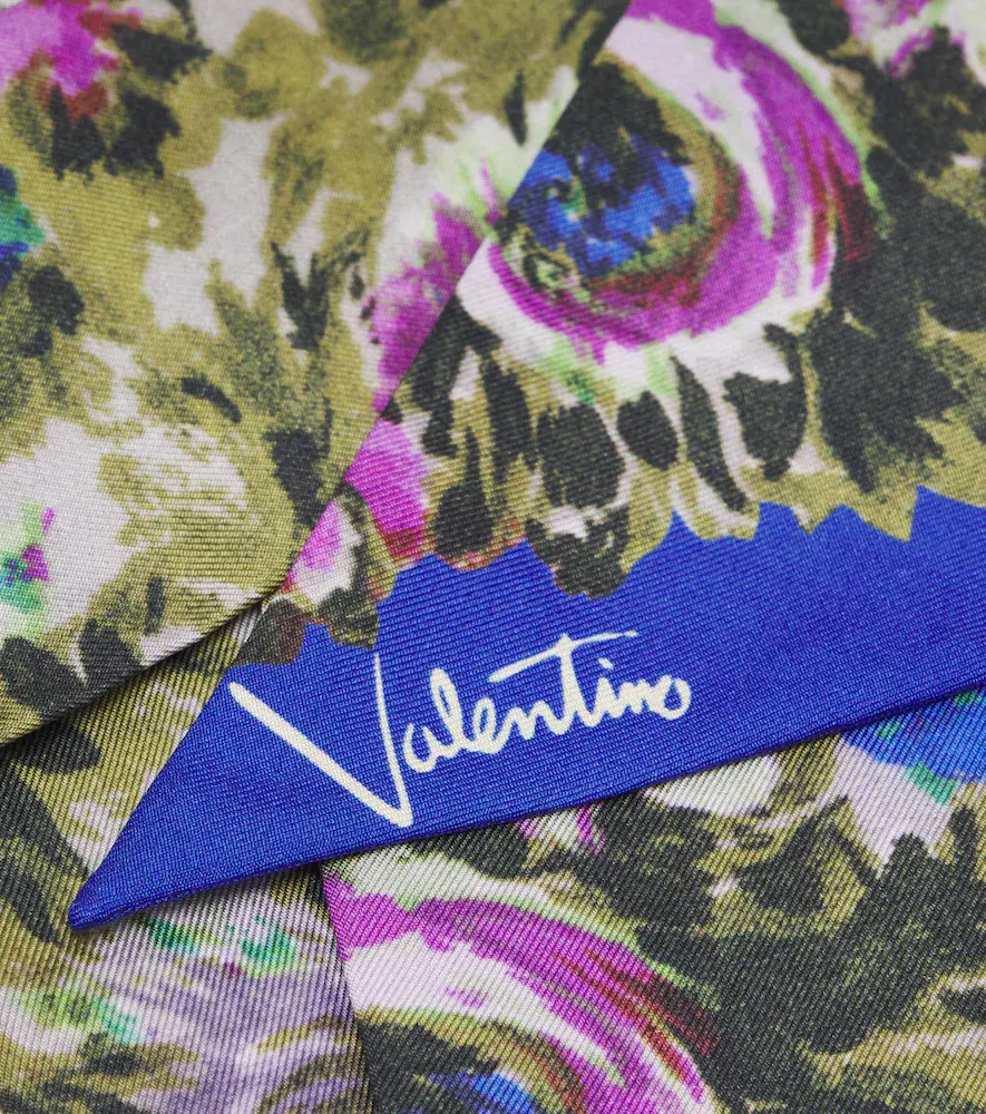 Valentino Garavani Floral silk scarf | Thumbnail 3