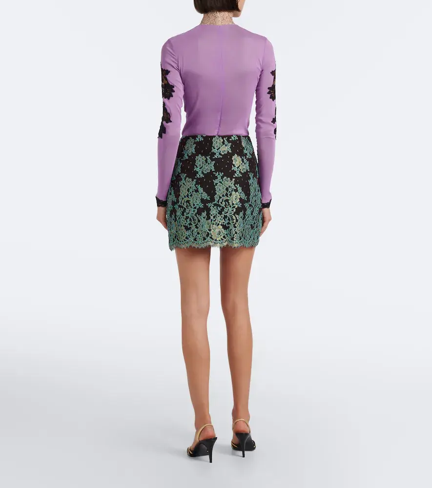 Valentino Garavani Lace miniskirt | Thumbnail 2 Valentino Garavani Lace miniskirt | Thumbnail 2