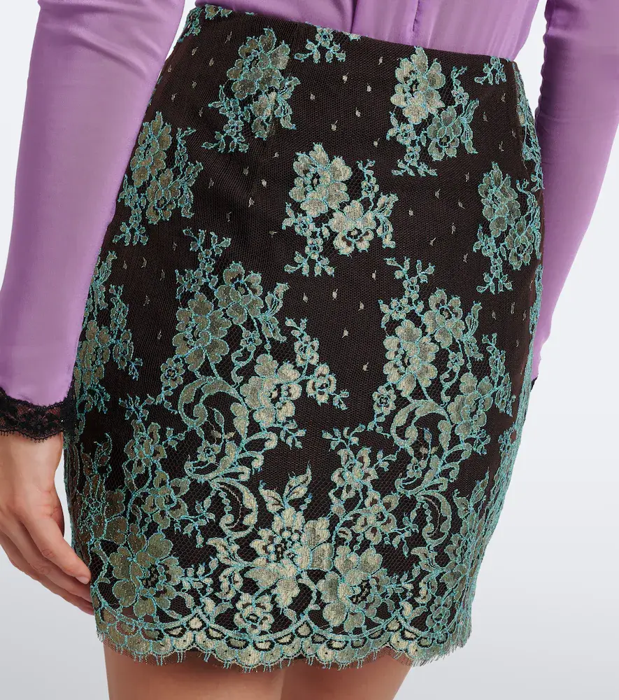 Valentino Garavani Lace miniskirt | Thumbnail 4 Valentino Garavani Lace miniskirt | Thumbnail 4
