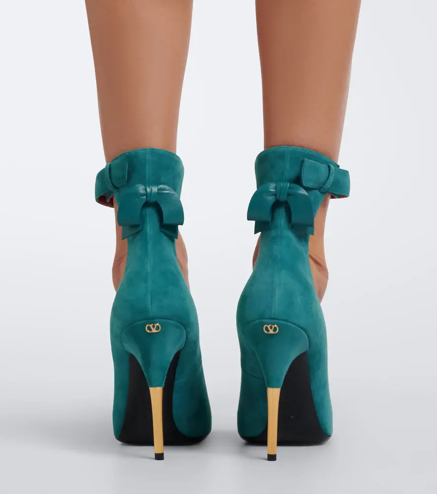 Valentino Garavani Fatale bow-detail suede pumps | Thumbnail 5 Valentino Garavani Fatale bow-detail suede pumps | Thumbnail 5